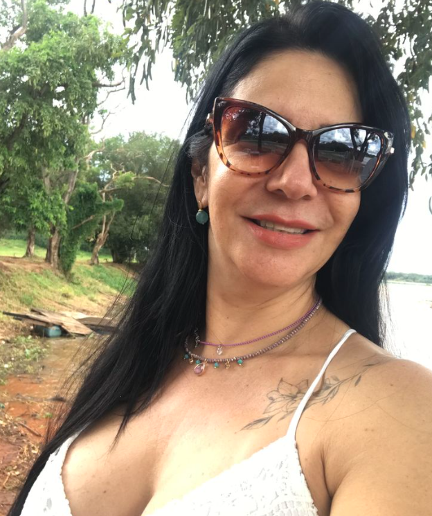 <em>Esperanza A.</em>